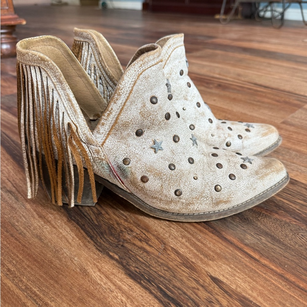Circle G Ankle Booties Boots with Fringe